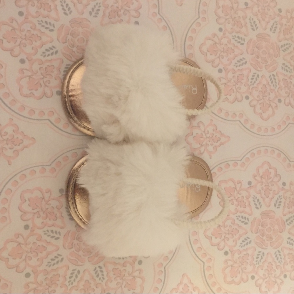Fun poofy baby sandals - size 9-12 months